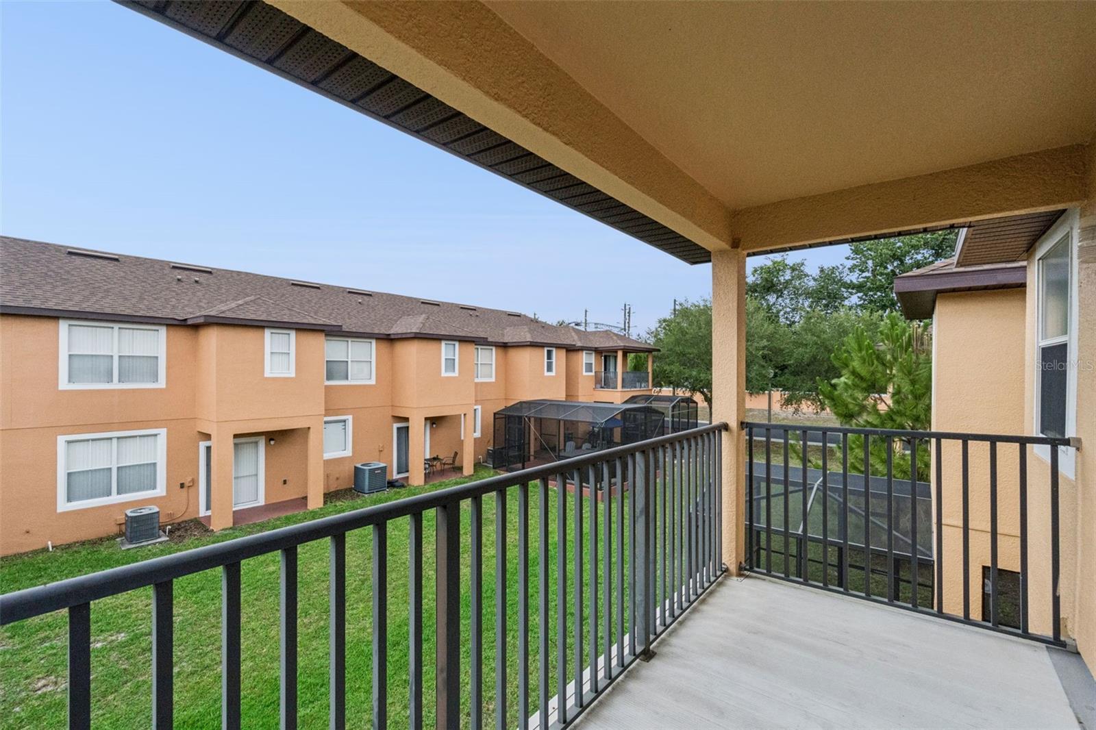 REGAL OAKS - Residential