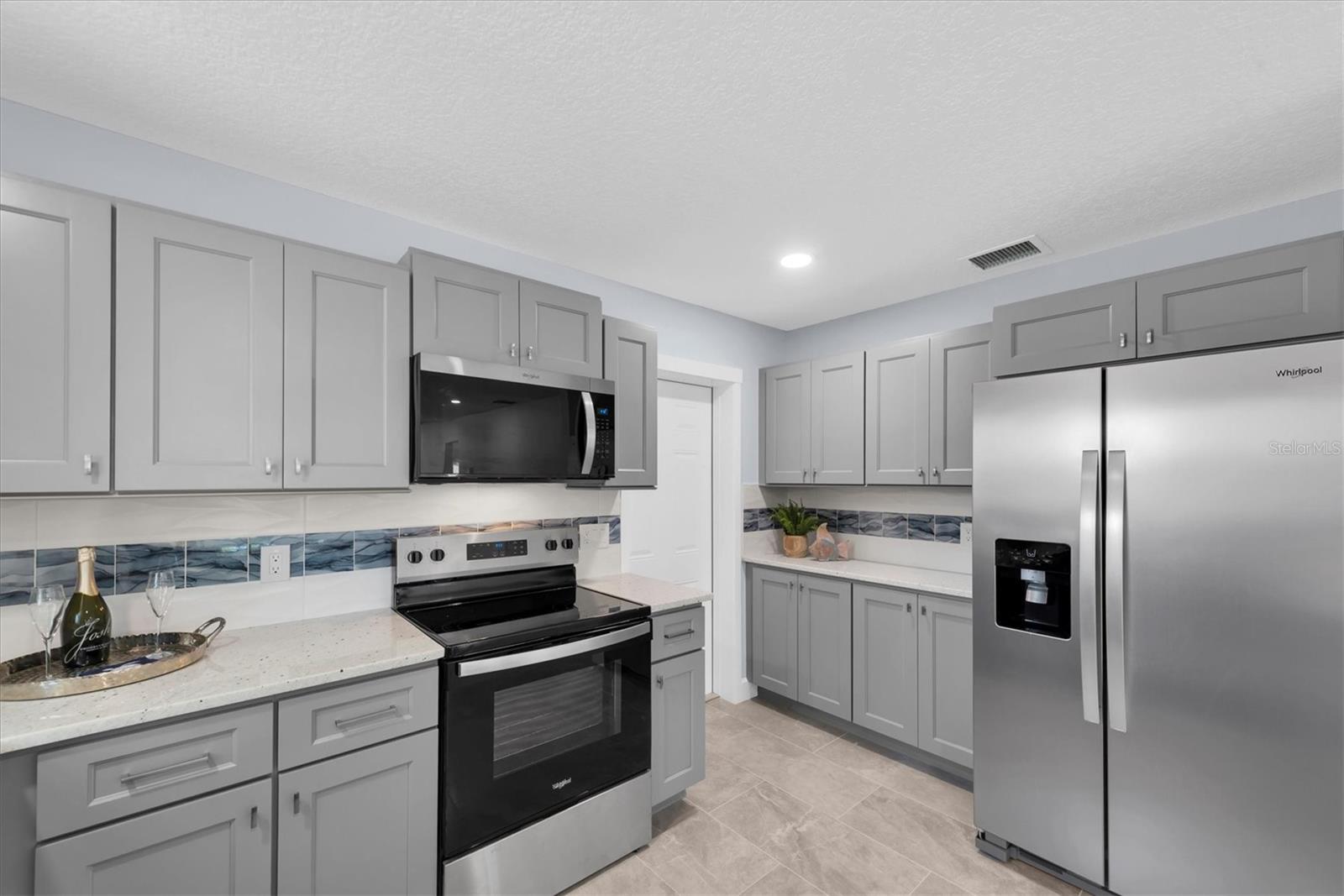 BELLE VISTA BEACH 1ST ADD - Residential