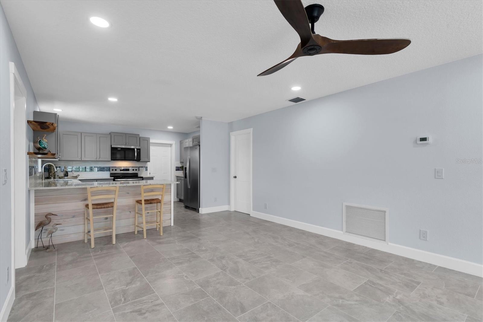 BELLE VISTA BEACH 1ST ADD - Residential