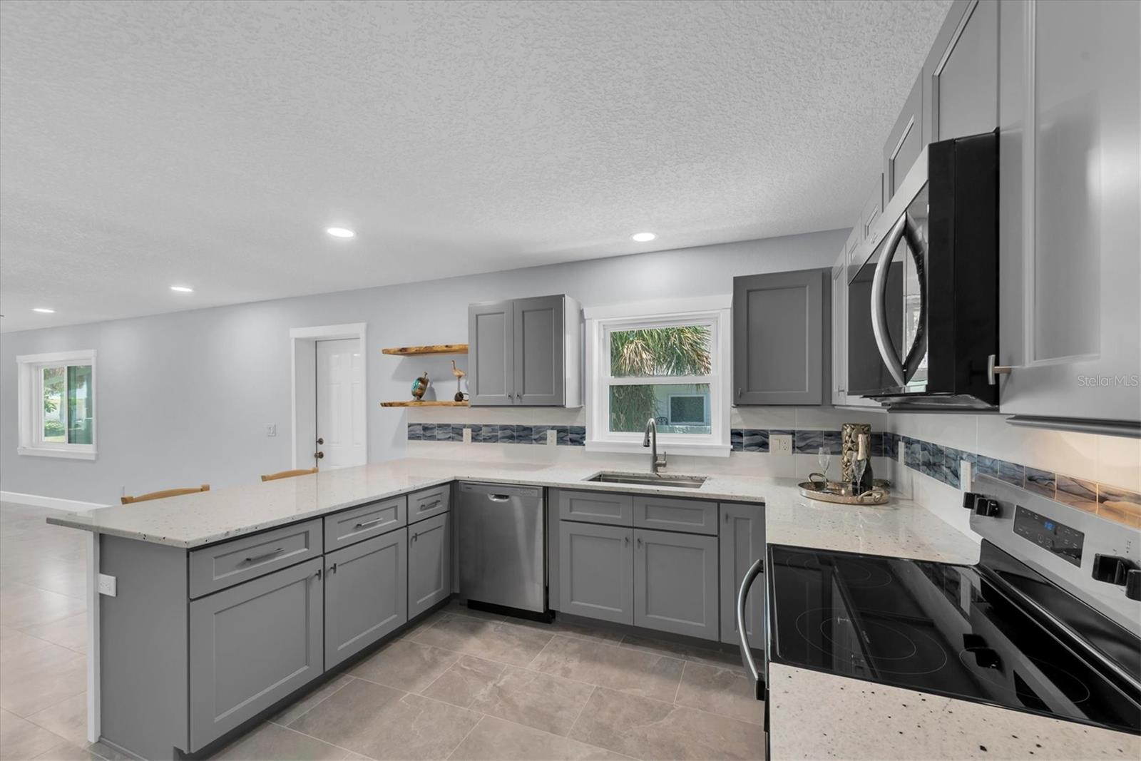 BELLE VISTA BEACH 1ST ADD - Residential