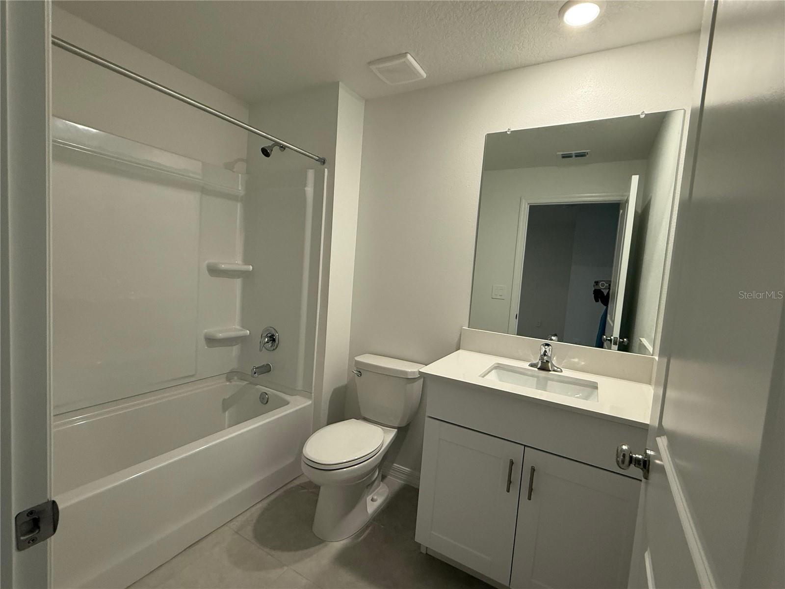 MIRADA TOWNHOMES - Residential Lease