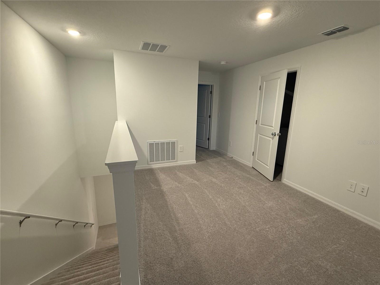 MIRADA TOWNHOMES - Residential Lease