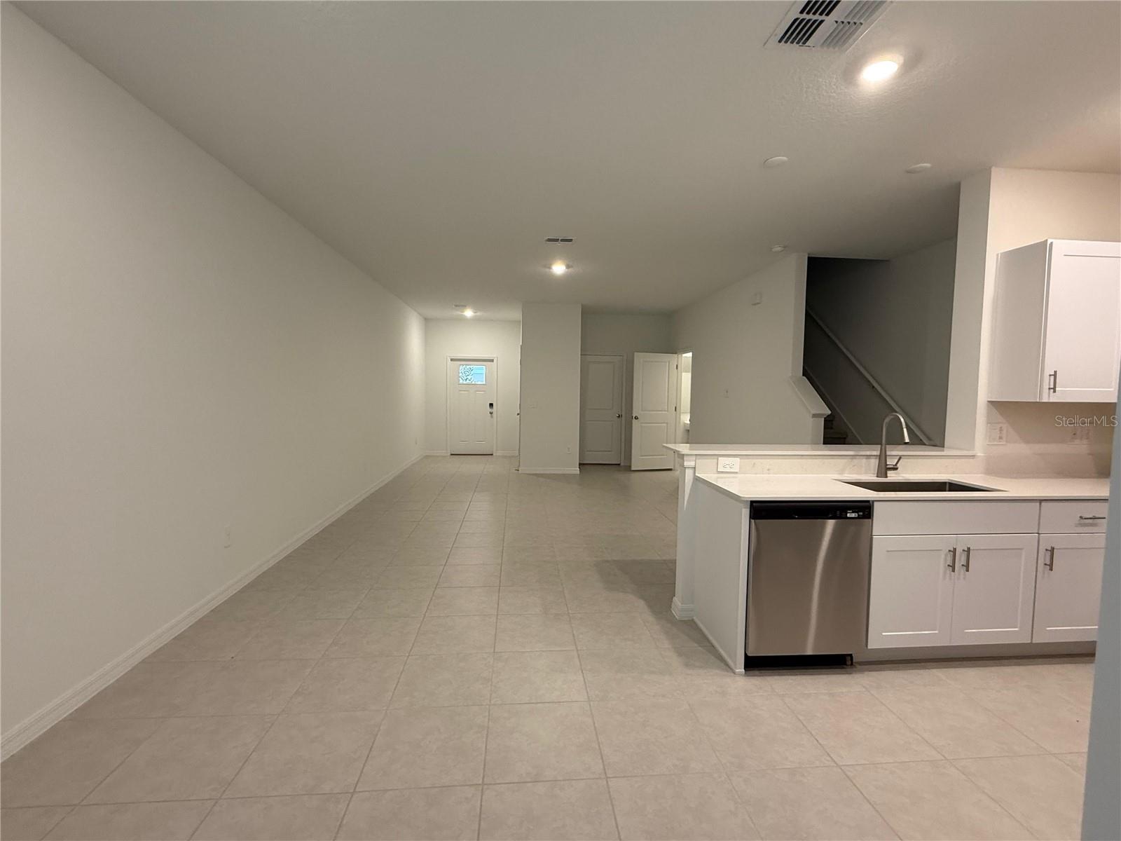 MIRADA TOWNHOMES - Residential Lease