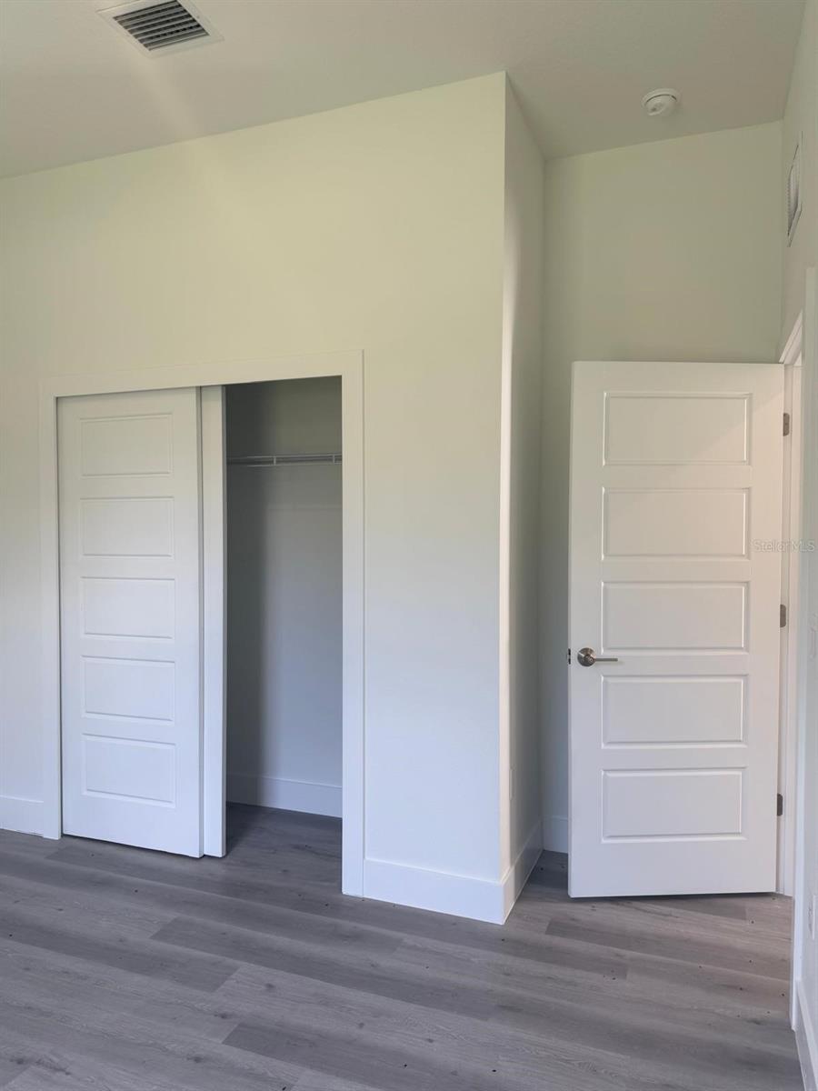 CITRUS SPGS UNIT 20 - Residential Lease