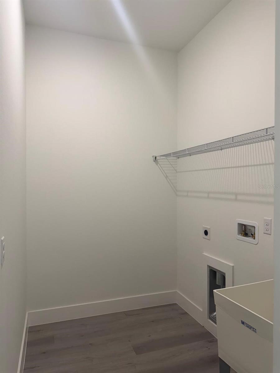 CITRUS SPGS UNIT 20 - Residential Lease