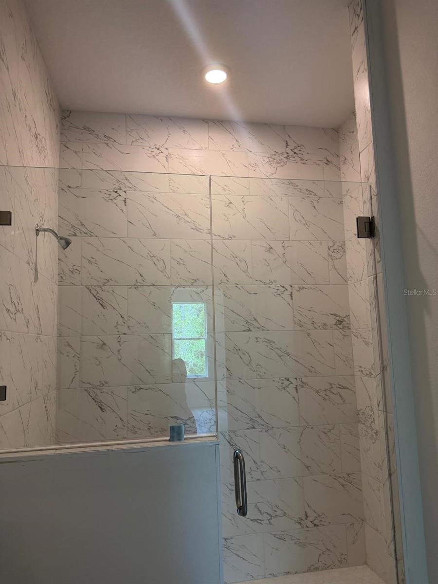 CITRUS SPGS UNIT 20 - Residential Lease
