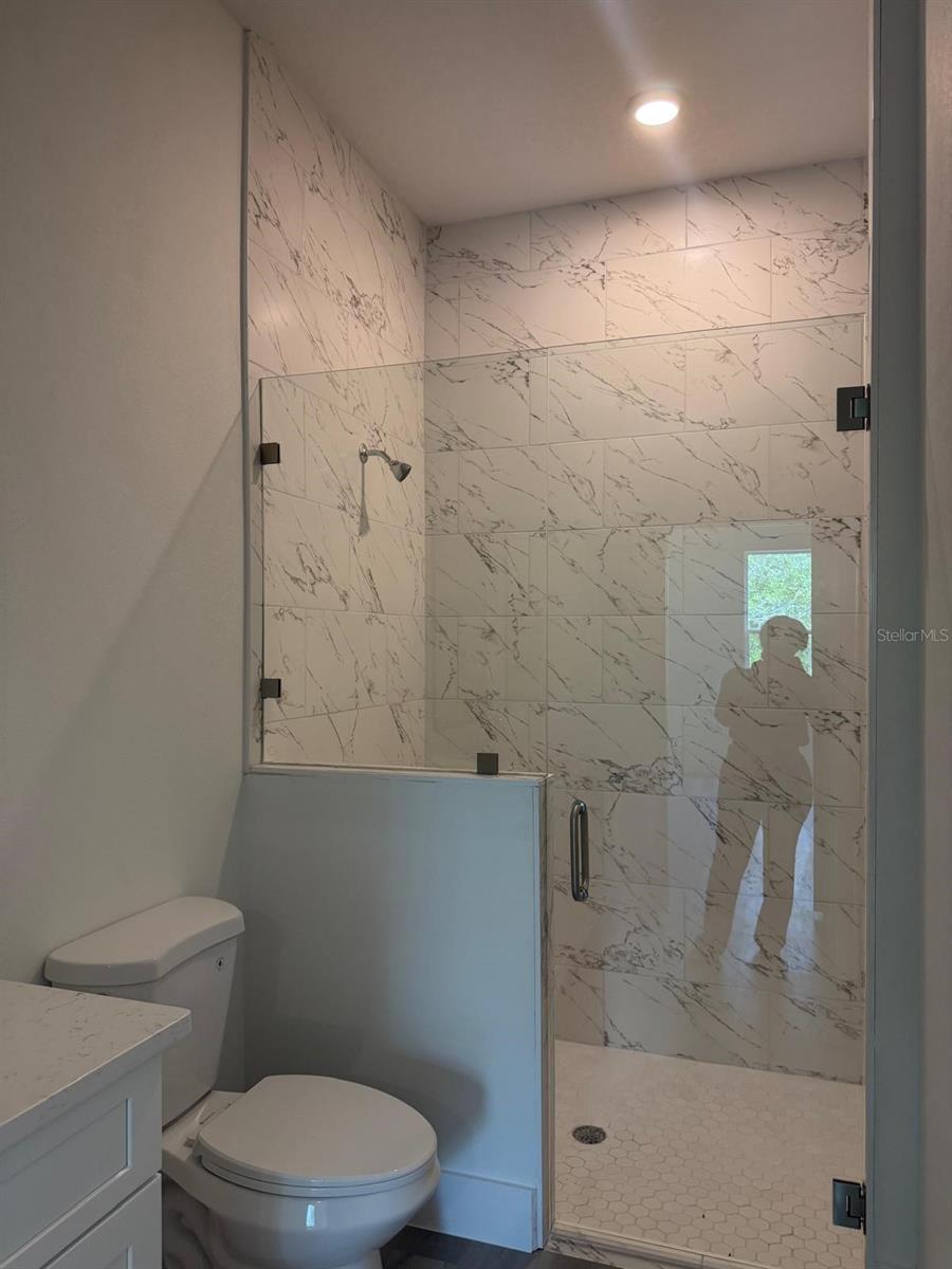 CITRUS SPGS UNIT 20 - Residential Lease