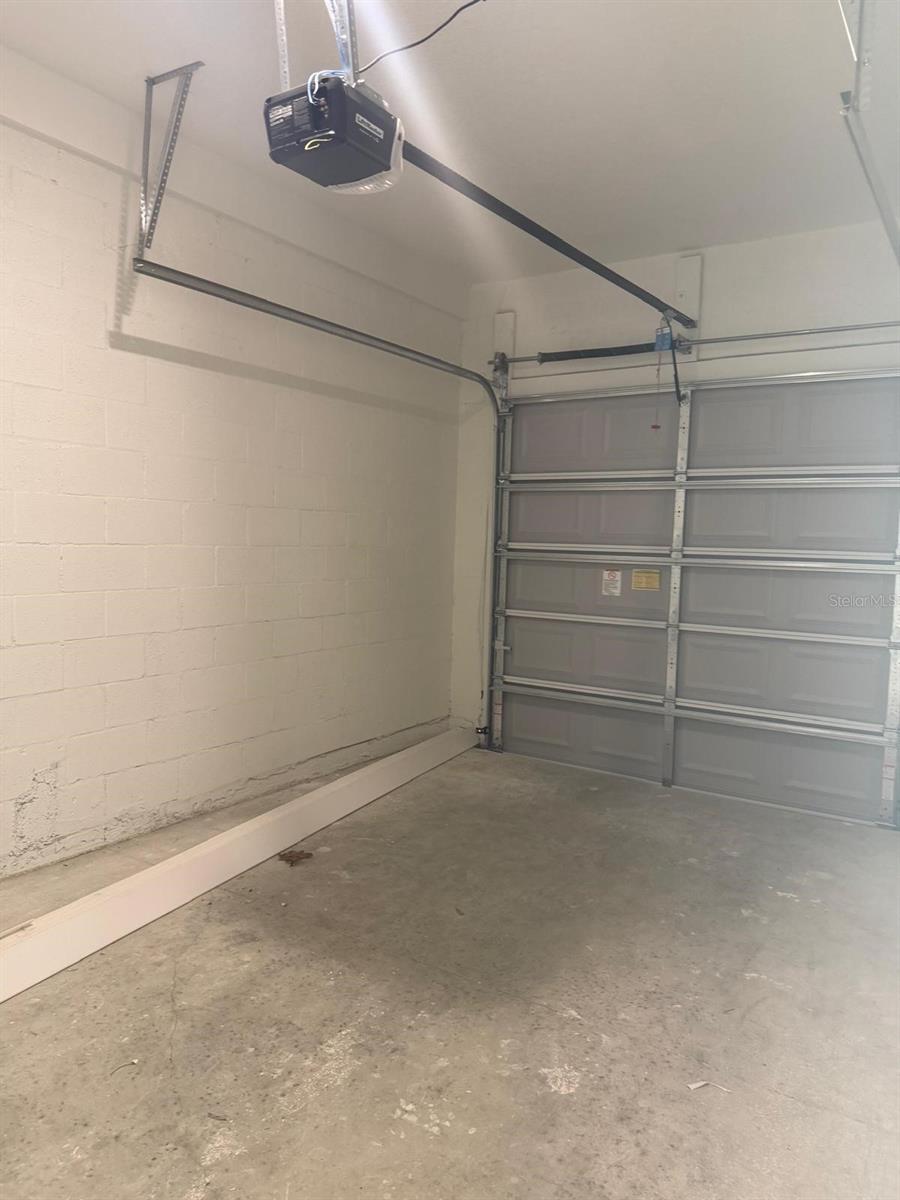 CITRUS SPGS UNIT 20 - Residential Lease