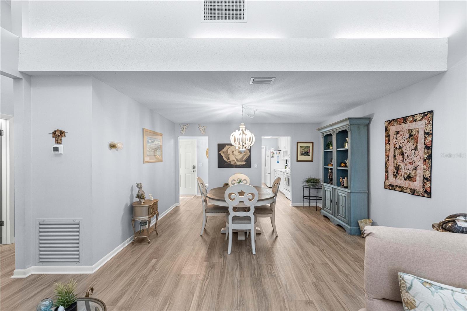 TAVARES CYPRESS COVE CONDO - Residential