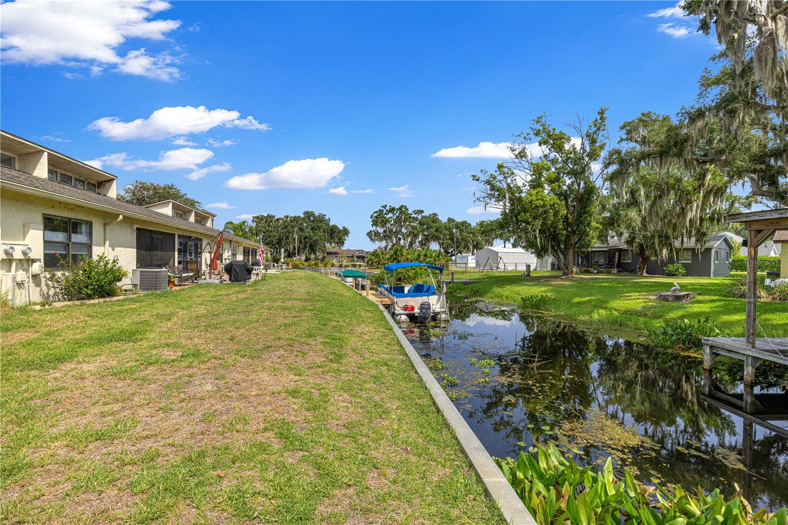 TAVARES CYPRESS COVE CONDO - Residential