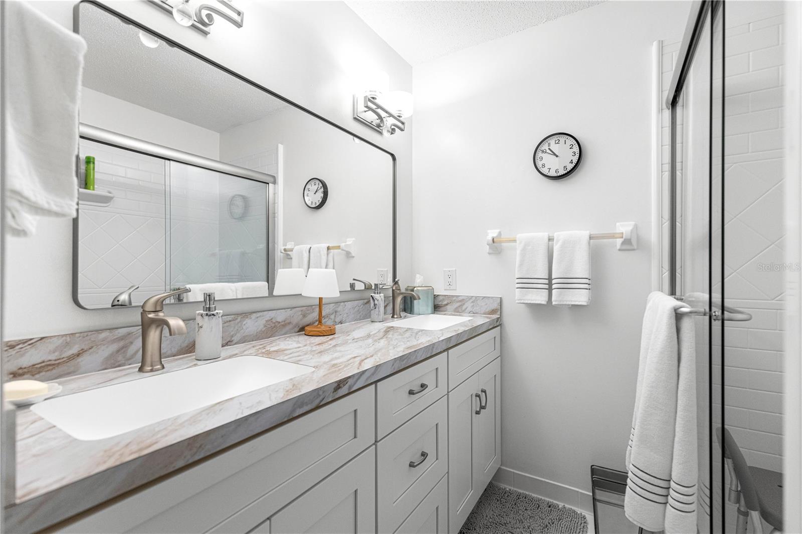 TAVARES CYPRESS COVE CONDO - Residential