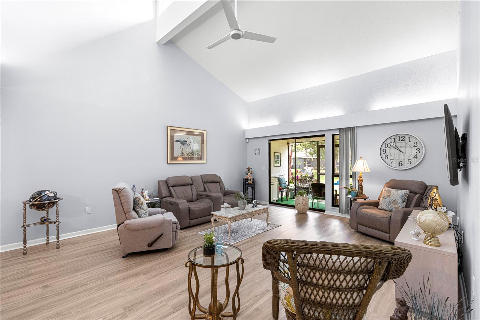 TAVARES CYPRESS COVE CONDO - Residential