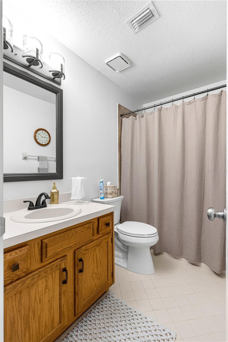 TAVARES CYPRESS COVE CONDO - Residential