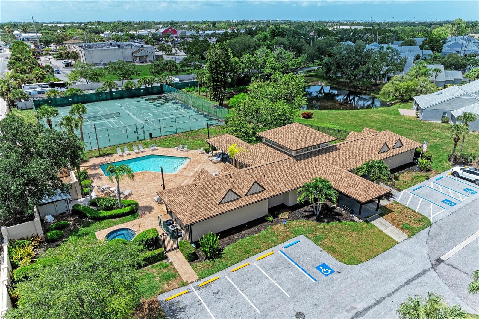 SOUTHWINDS AT FIVE LAKES PH 9 - Residential