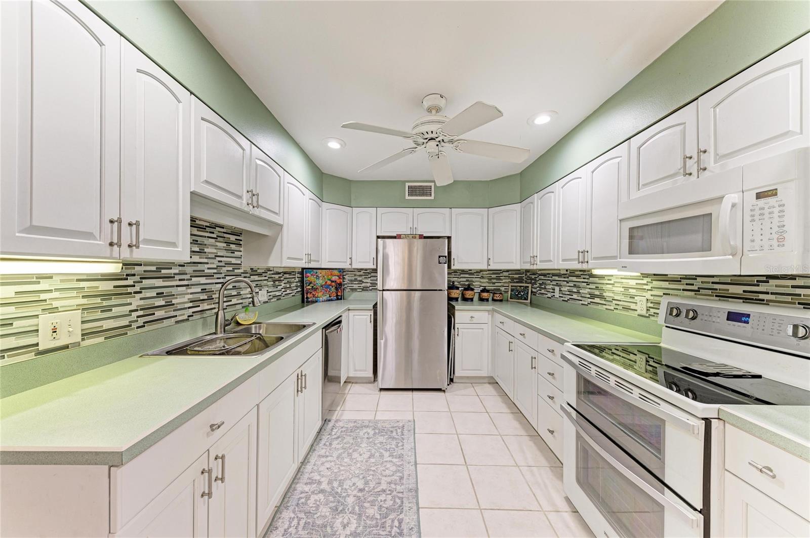 SOUTHWINDS AT FIVE LAKES PH 9 - Residential