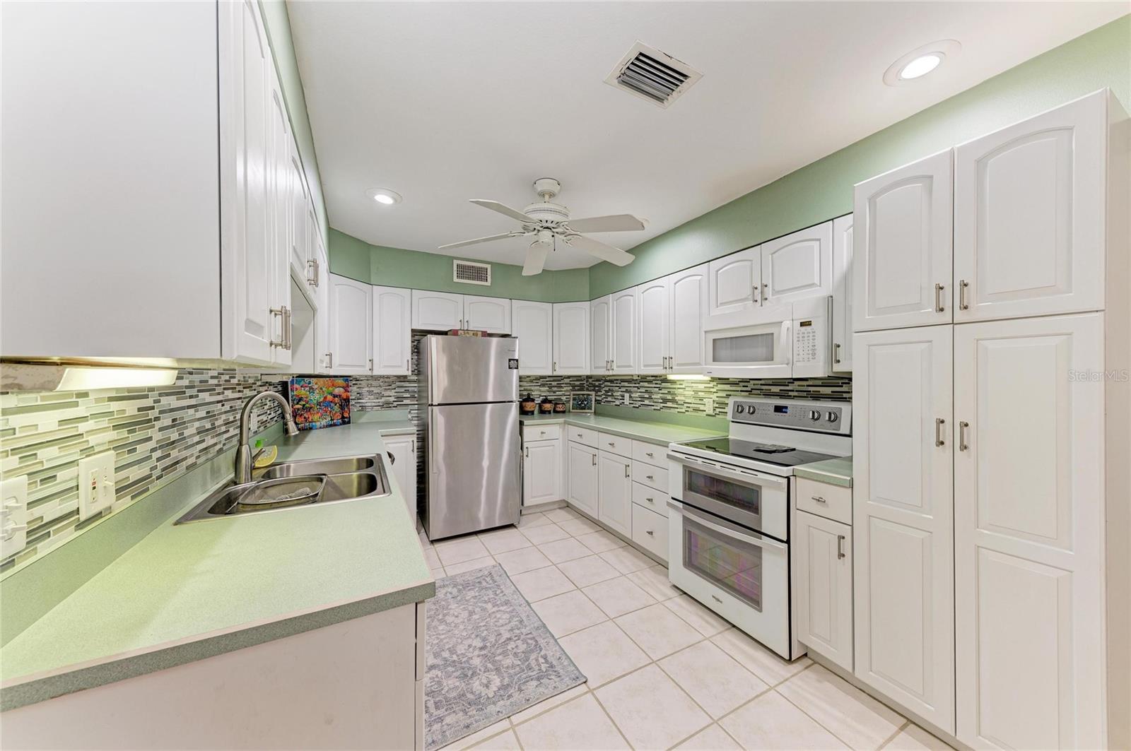 SOUTHWINDS AT FIVE LAKES PH 9 - Residential