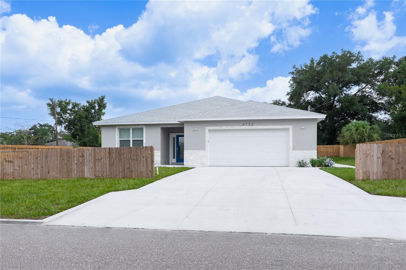 PINE HILLS PARK SUB - Residential