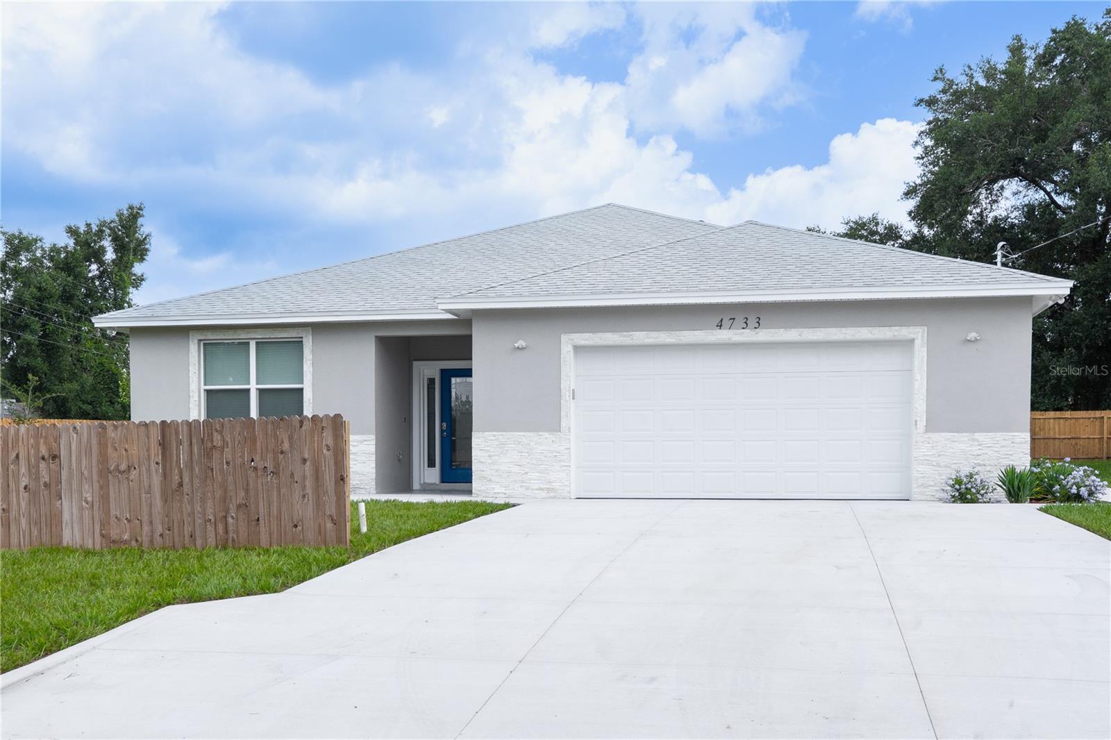 PINE HILLS PARK SUB - Residential
