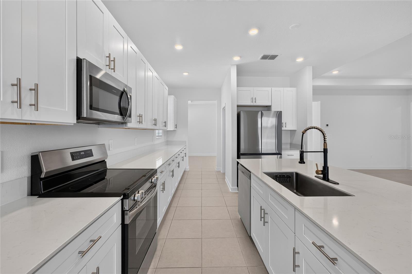 BRONSONS RDG REP - Residential