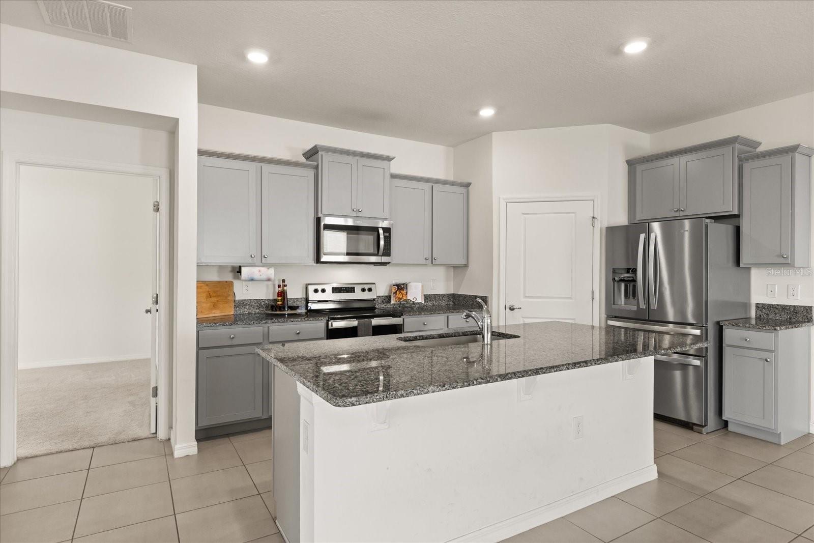 BEAUMONT PH 2 & 3 - Residential Lease