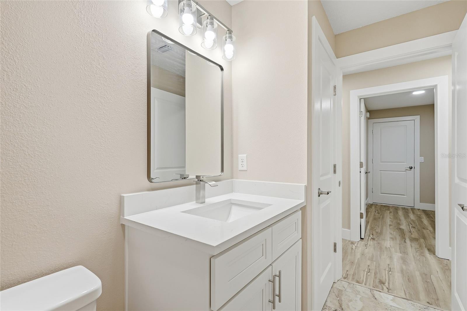 ROYAL HIGHLANDS - Residential