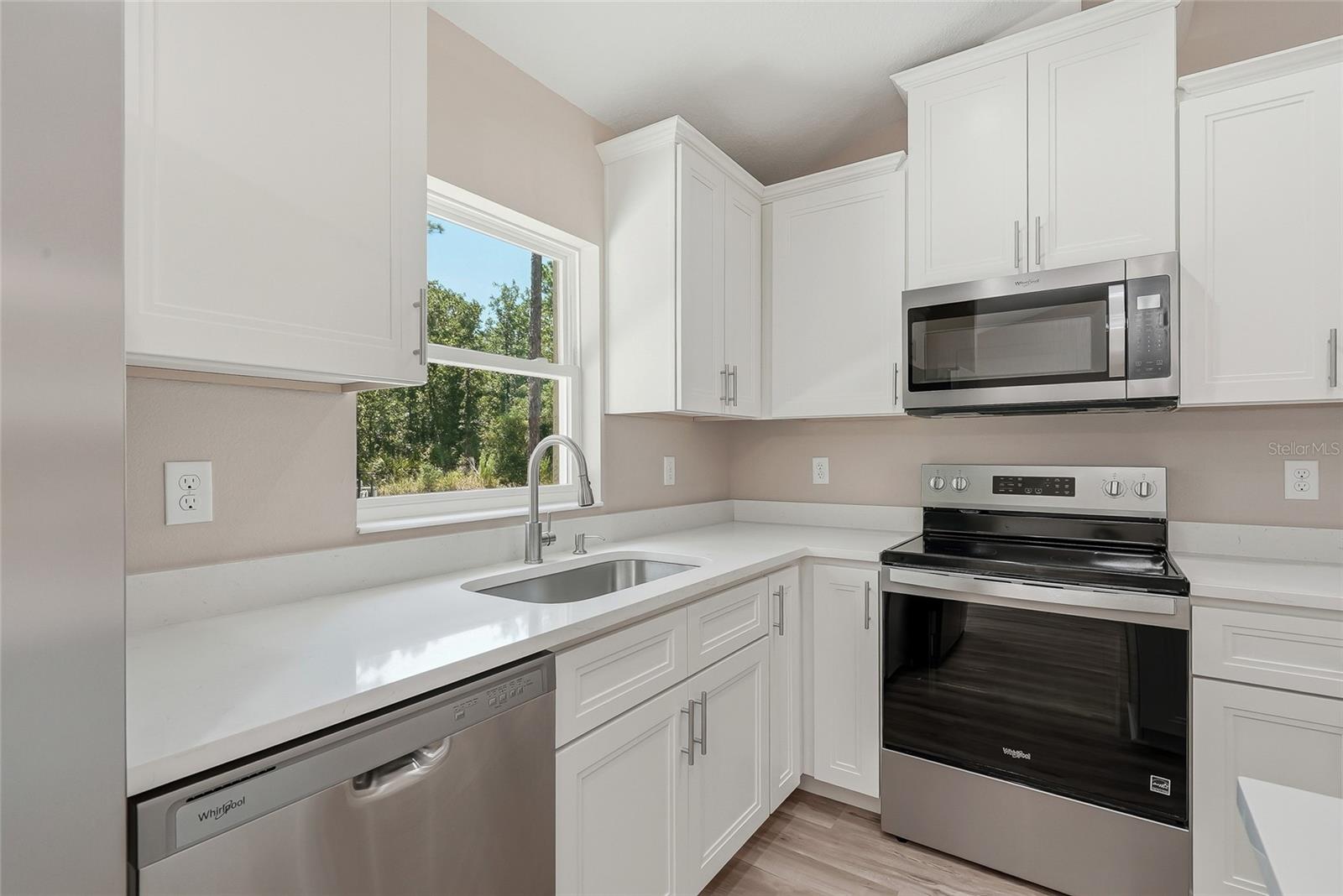ROYAL HIGHLANDS - Residential