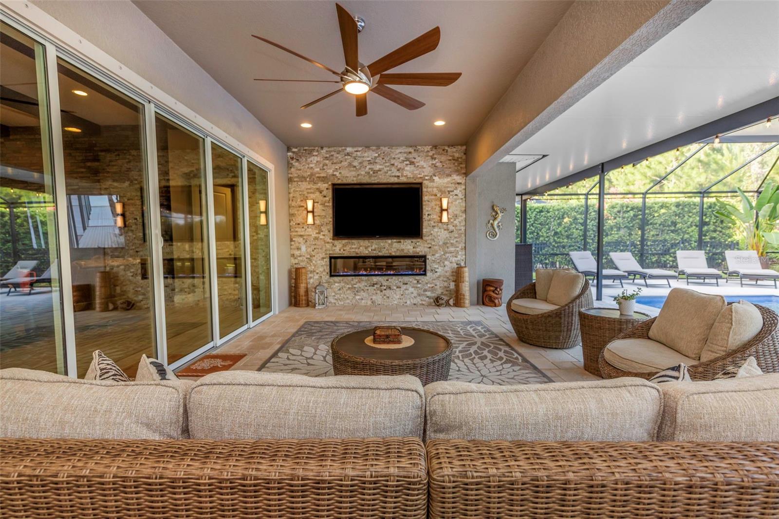 WOODLANDS/LONGLEAF - Residential