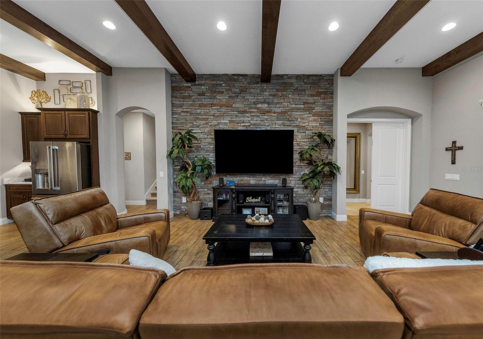 WOODLANDS/LONGLEAF - Residential