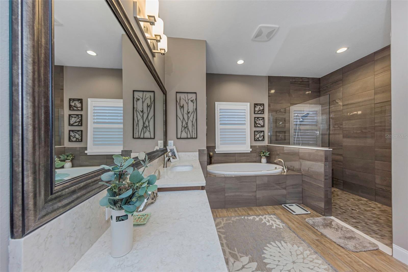 WOODLANDS/LONGLEAF - Residential