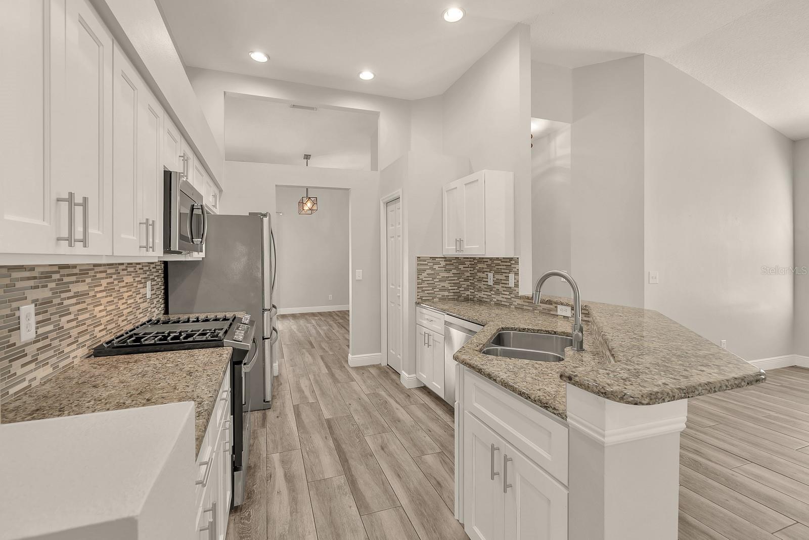 FISHHAWK RANCH PH 2 PRCL - Residential