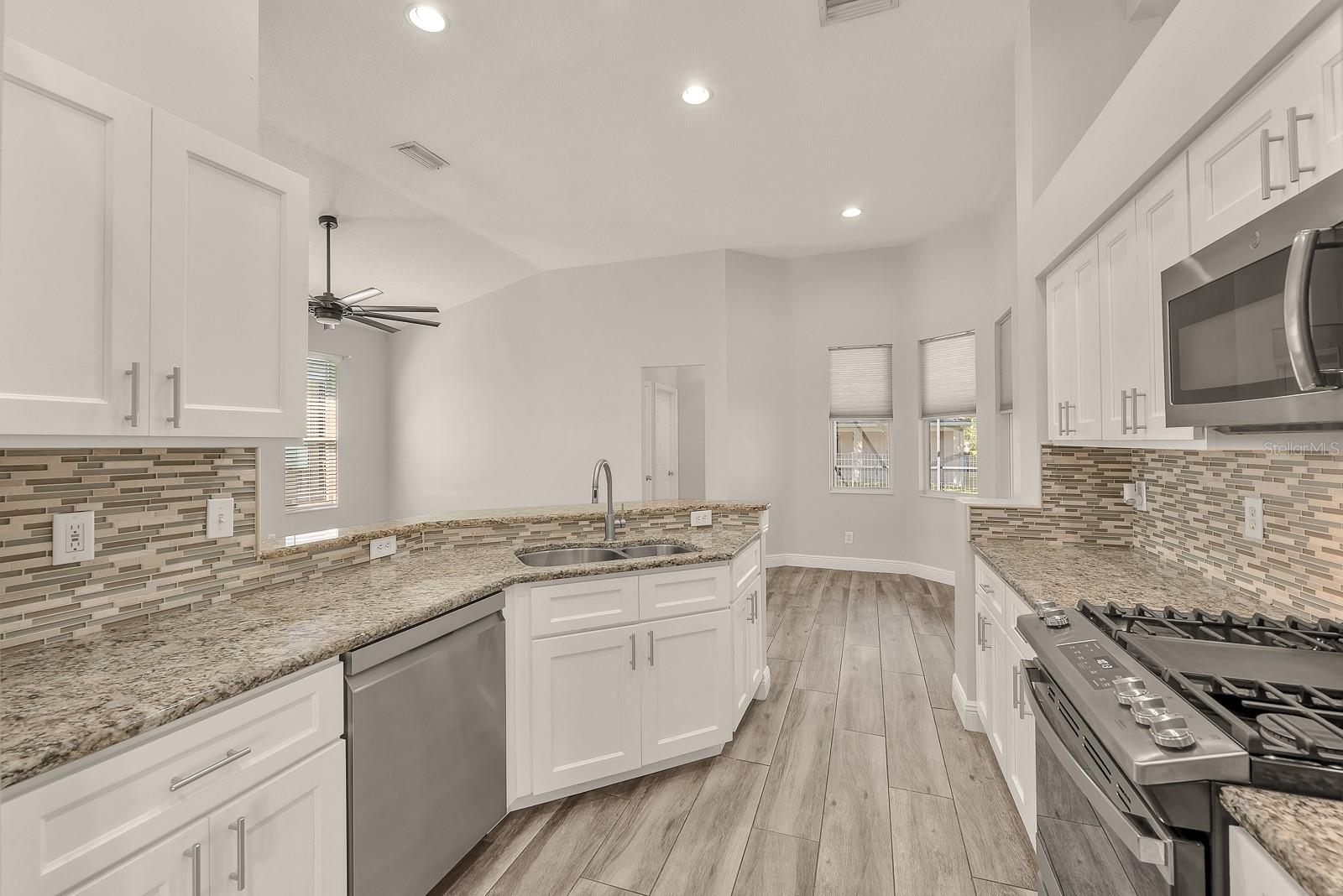 FISHHAWK RANCH PH 2 PRCL - Residential