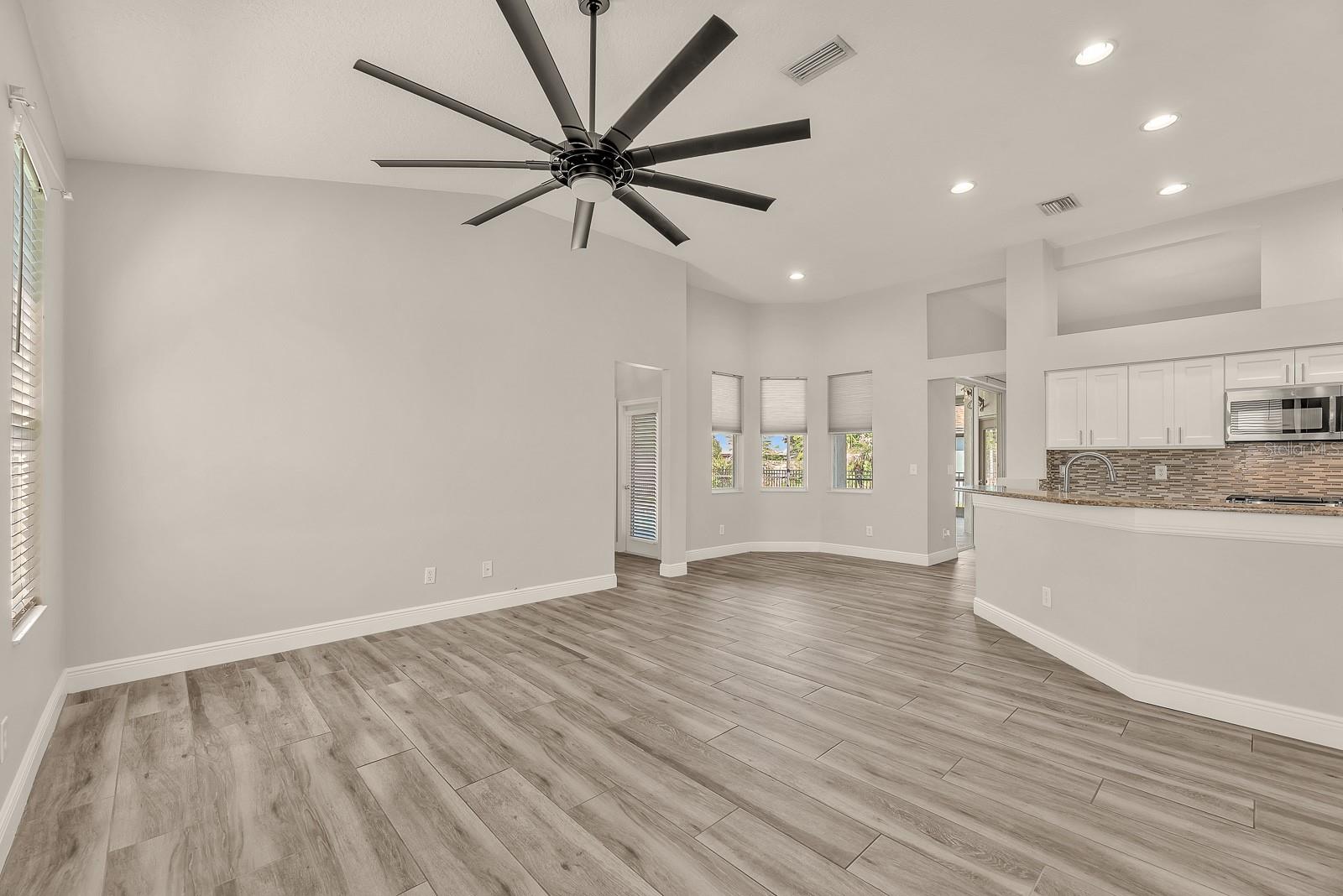 FISHHAWK RANCH PH 2 PRCL - Residential