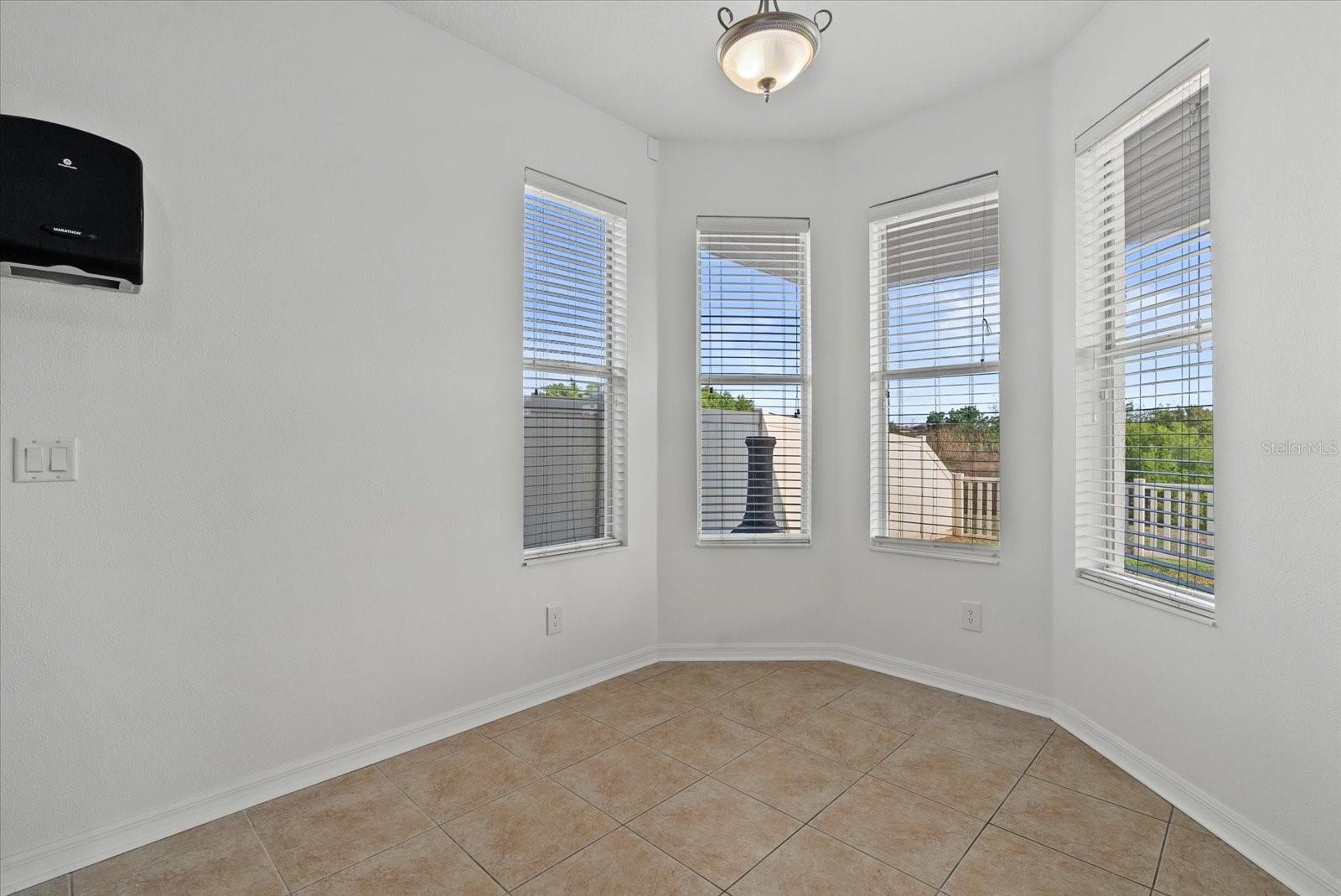 AVELAR CREEK SOUTH - Residential Lease