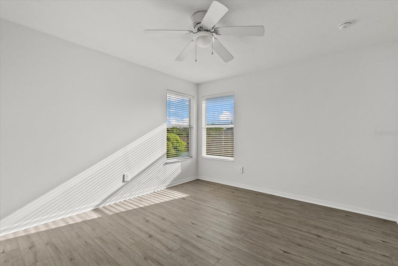 AVELAR CREEK SOUTH - Residential Lease