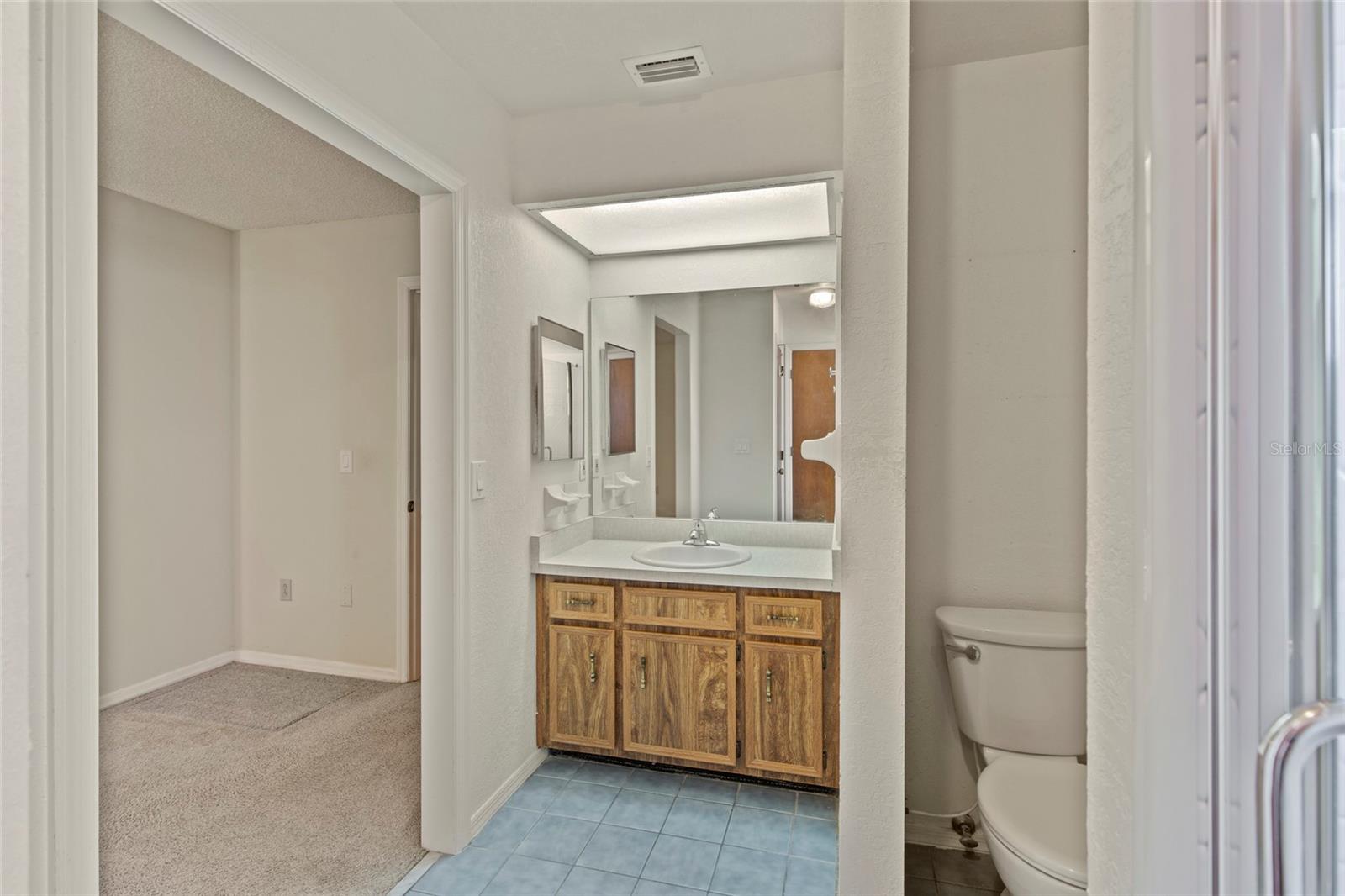 ROYAL GLEN - Residential