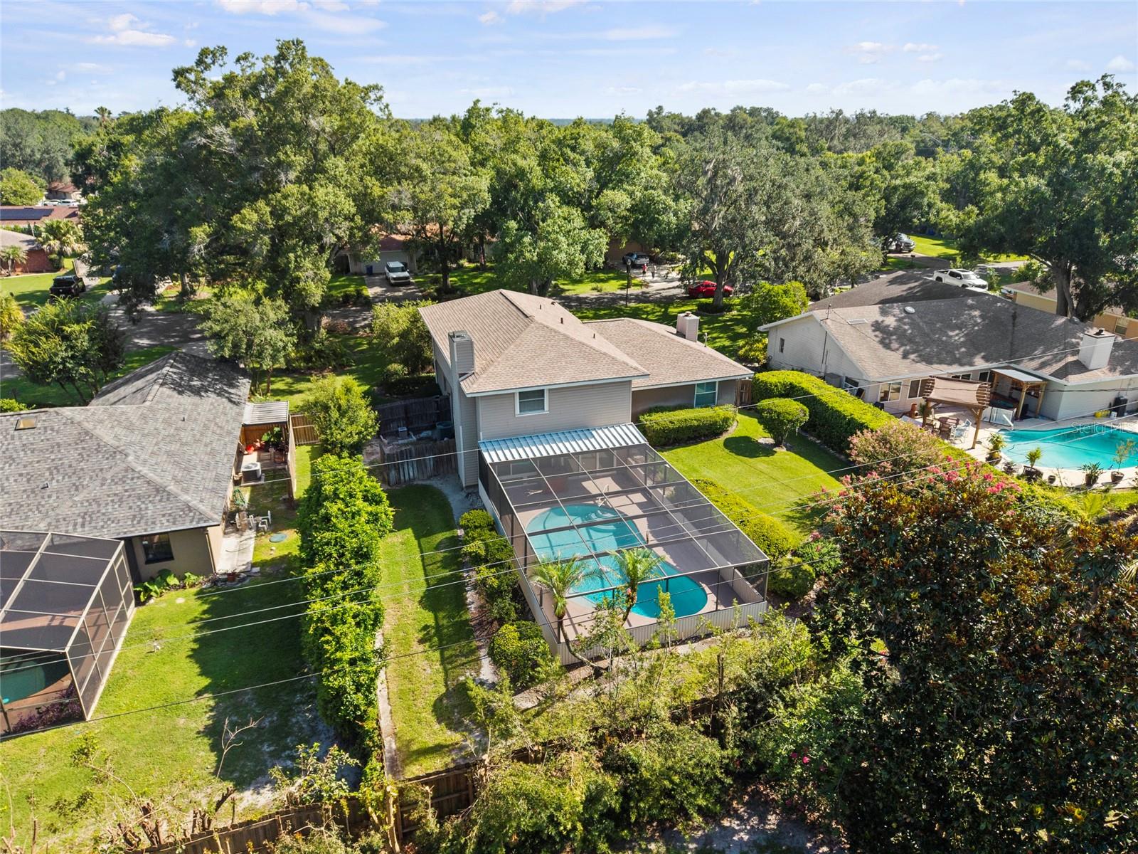 ROYAL GLEN - Residential