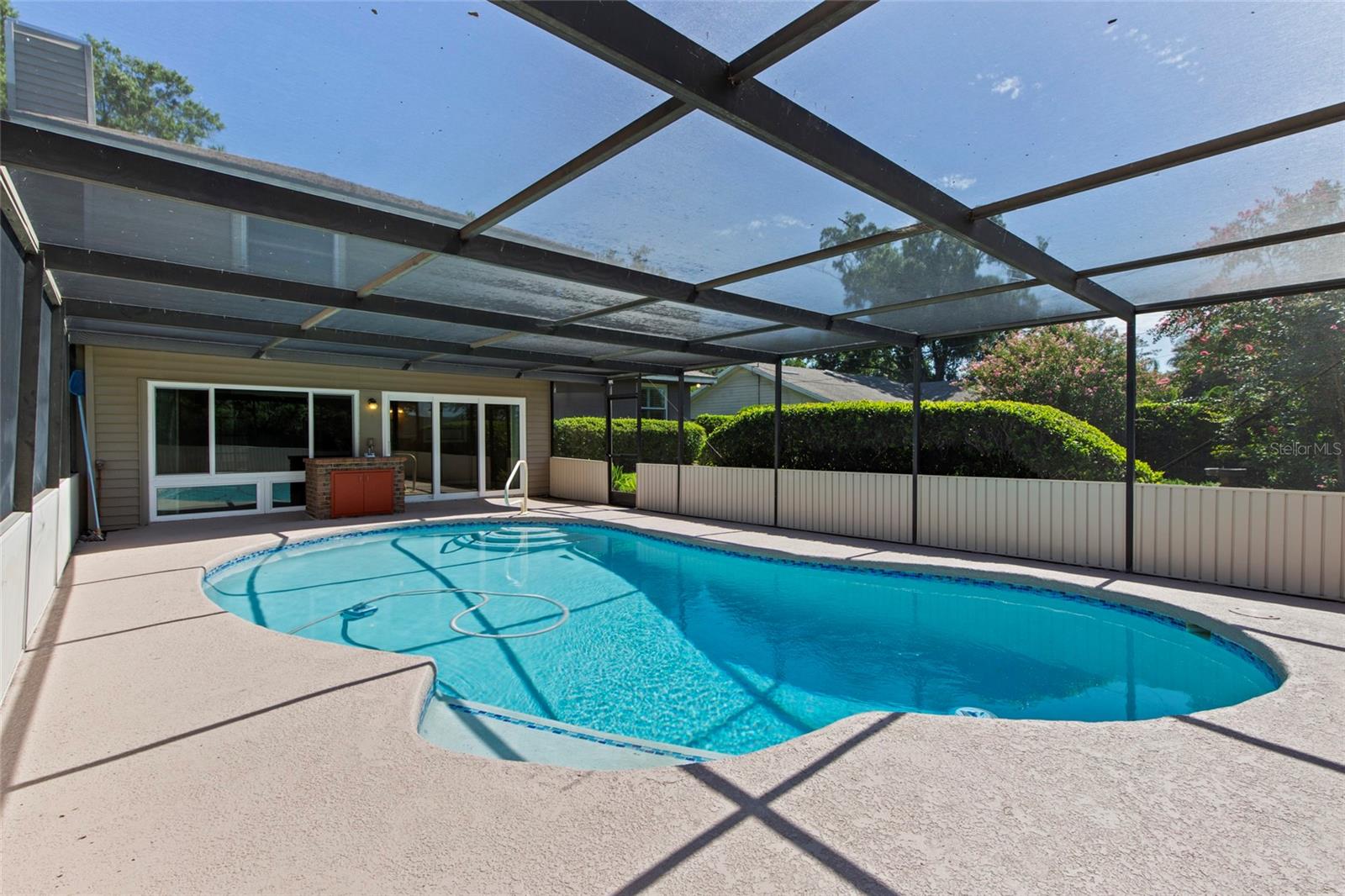 ROYAL GLEN - Residential