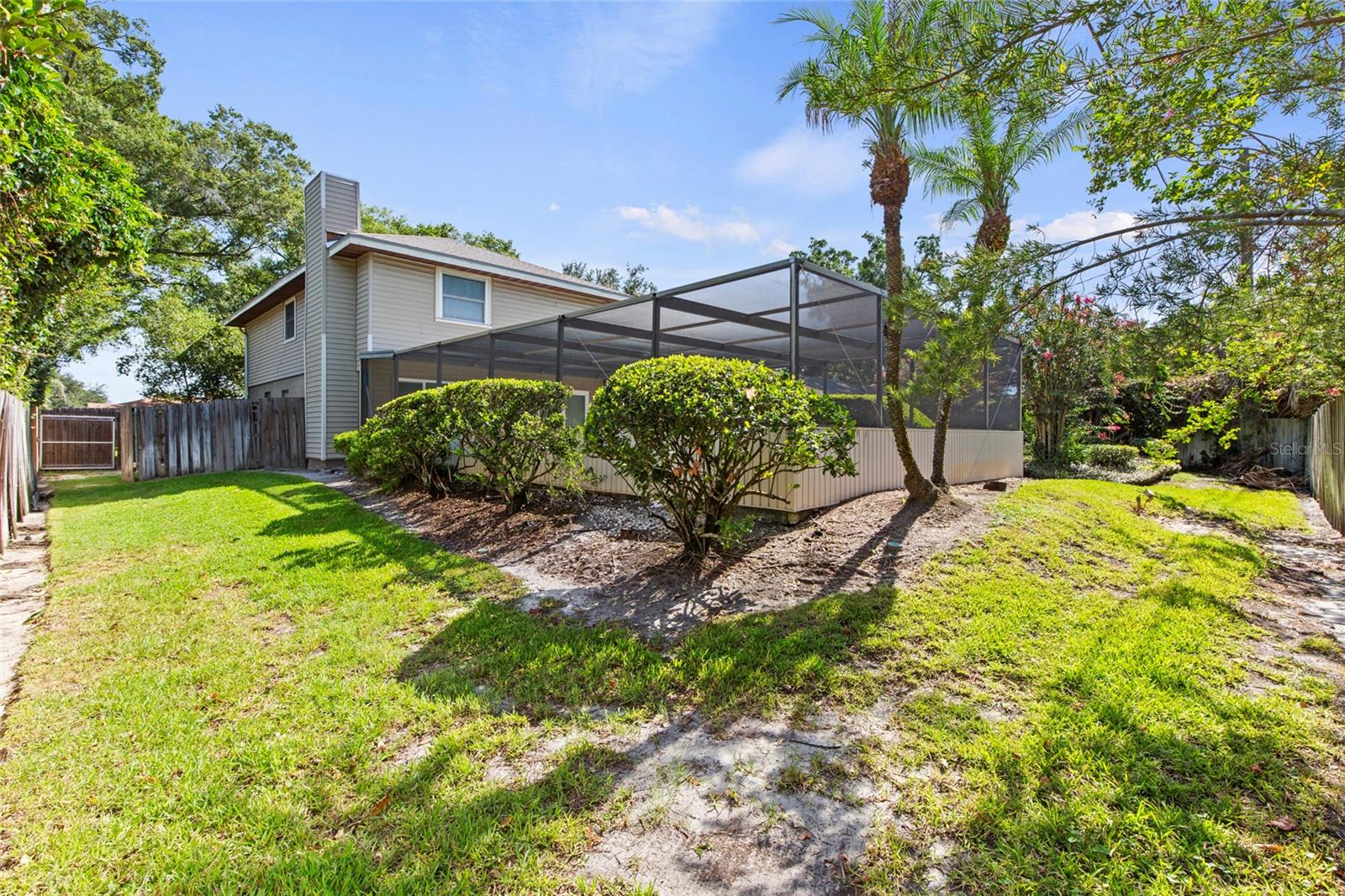 ROYAL GLEN - Residential