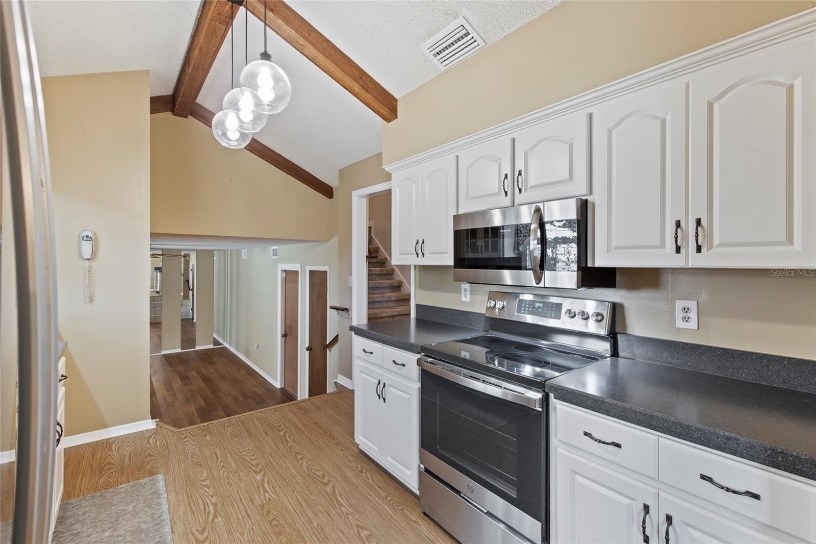 ROYAL GLEN - Residential