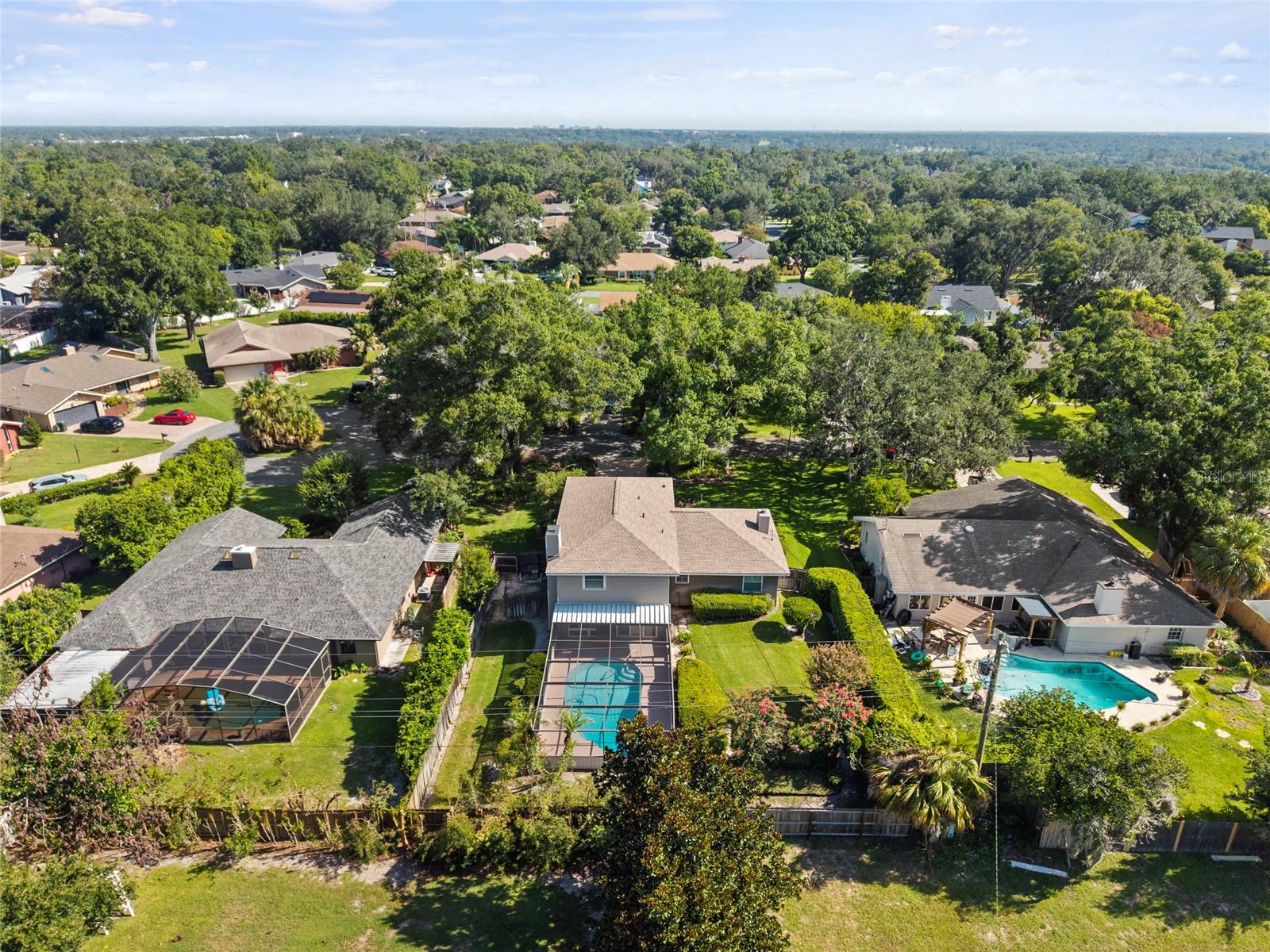 ROYAL GLEN - Residential
