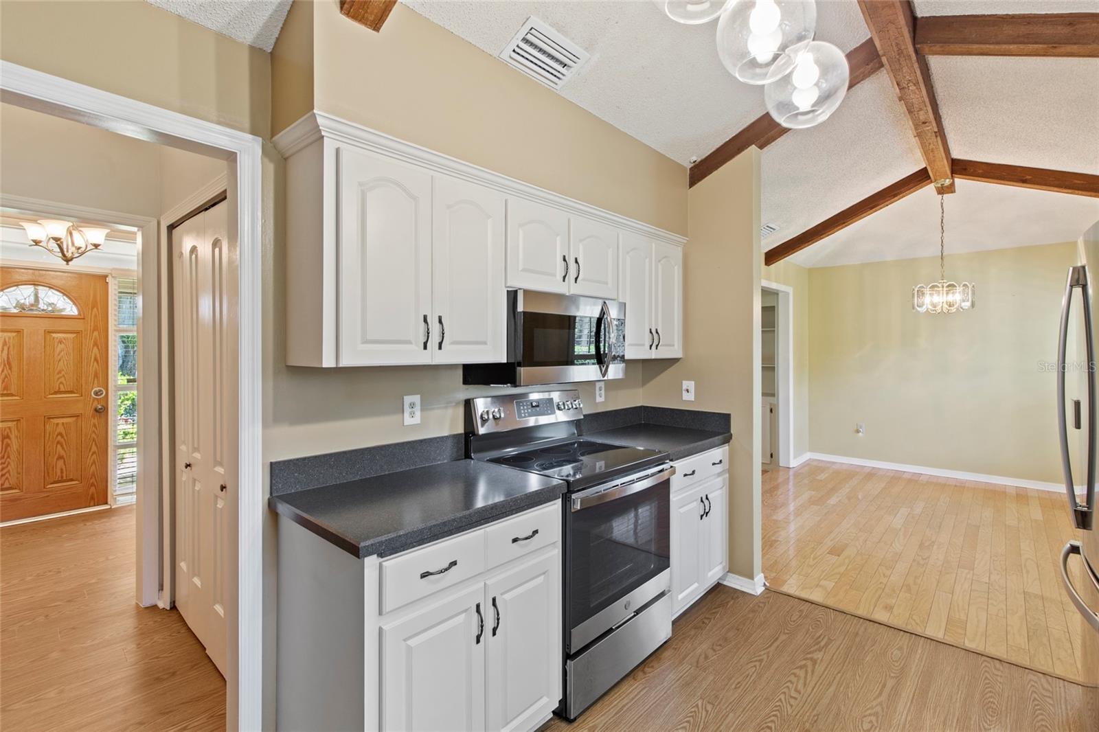 ROYAL GLEN - Residential