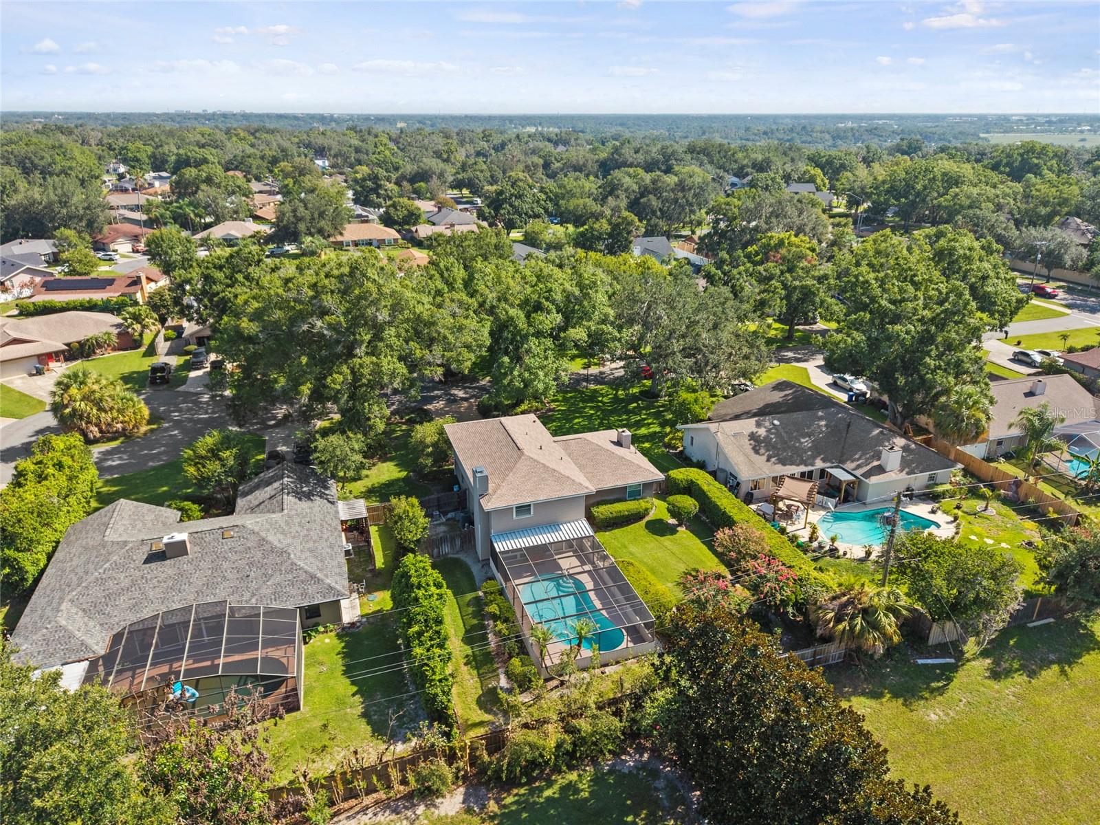 ROYAL GLEN - Residential