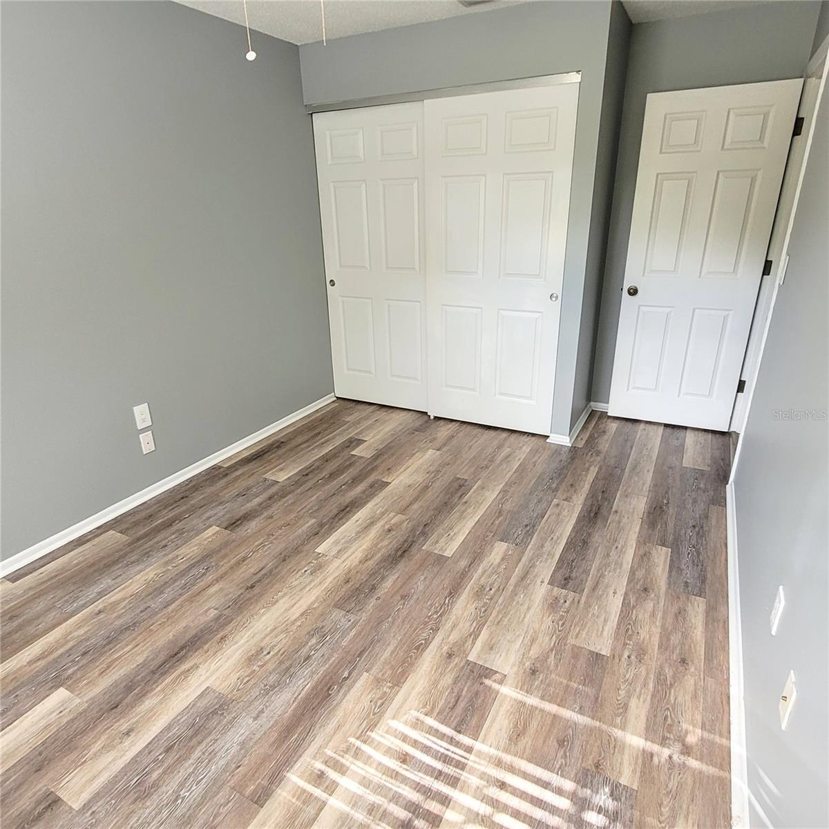 CEDAR HOLLOW - Residential