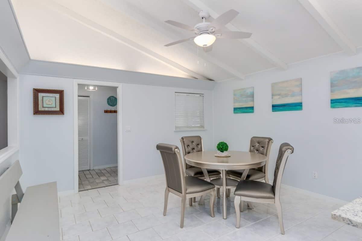 BAY CREST PARK UNIT 20 - Residential