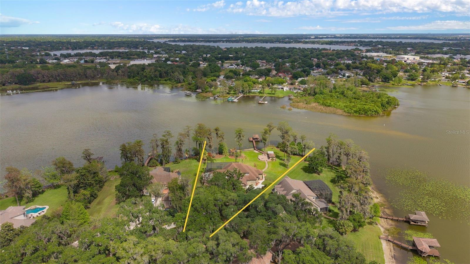 CRANES POINT - Residential