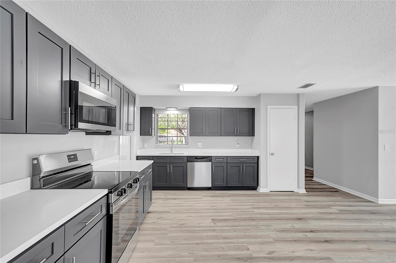 WOODBERY ESTATES - Residential
