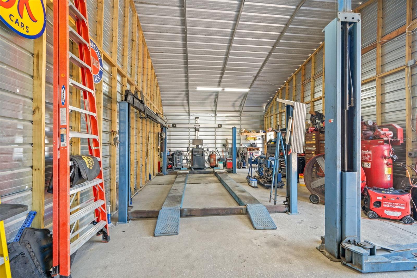 PARKWOOD ACRES SUB - Commercial Sale