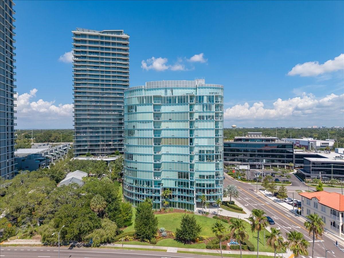 AQUATICA CONDO - Residential