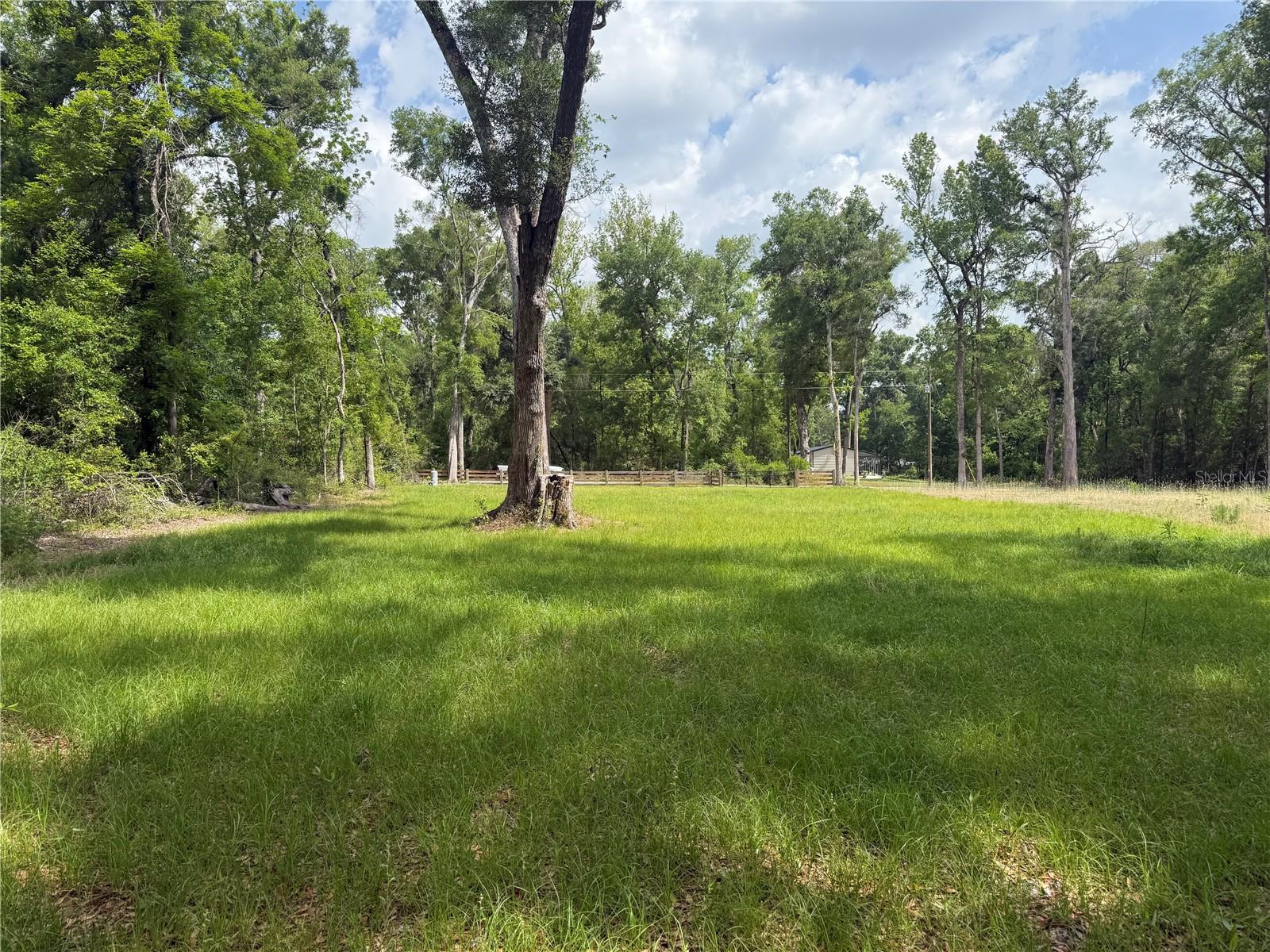 RIVERS ESTATE - Land
