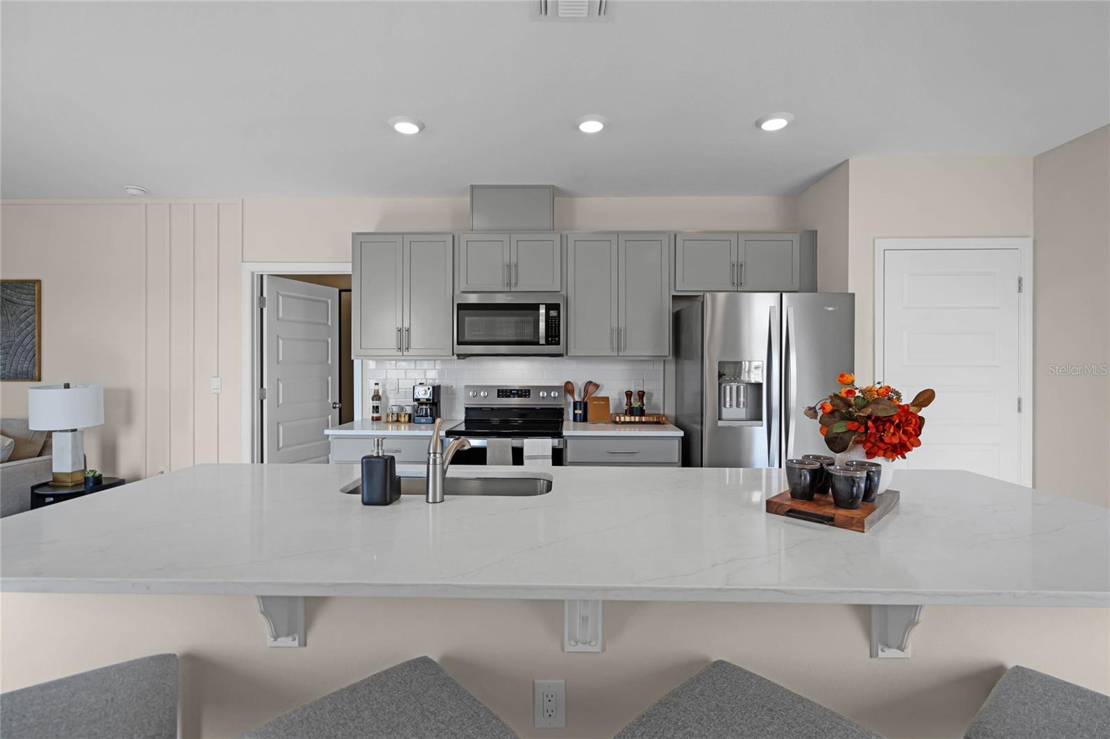 HARMONY ON LAKE ELOISE - Residential
